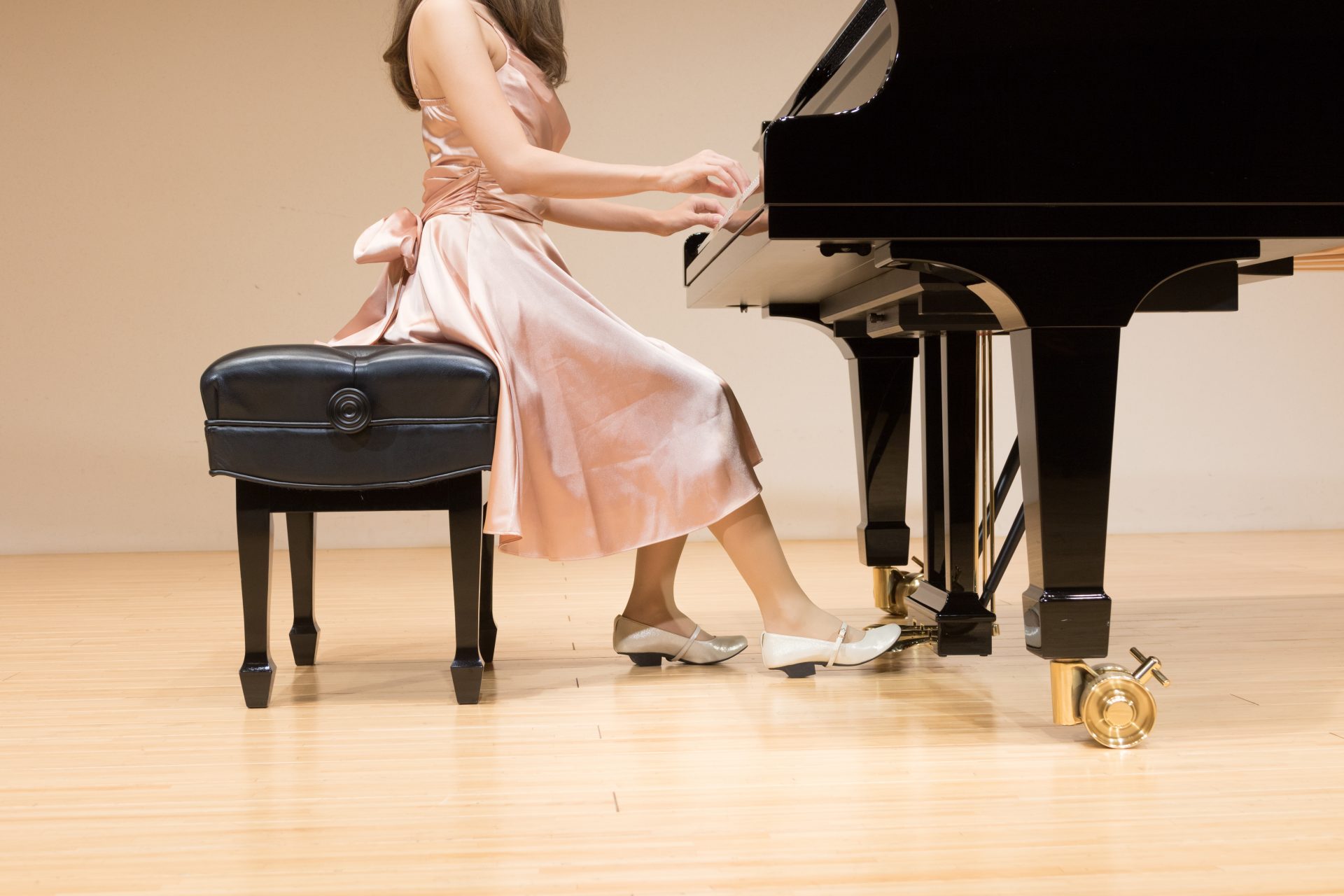 Little Pianist リトルピアニスト　ピアノシューズ　24　発表会 ピアノ発表会 におすすめ！ピアノシューズ シャンパン24cmは好評のため